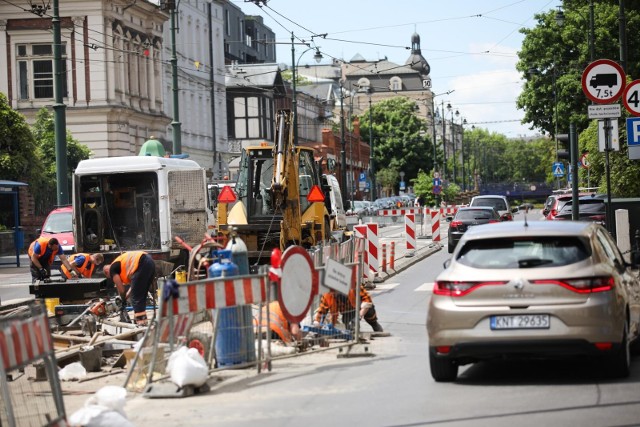 Remont torowiska w rejonie skrzyżowania ul. Lubicz i Rakowickiej rozpoczął się w połowie maja i trwał blisko 1,5 miesiąca.