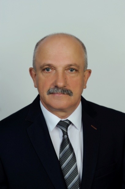 Marian Wesołowski zdobył 1171 głosów i spotka się w II turze z obecnym wójtem.