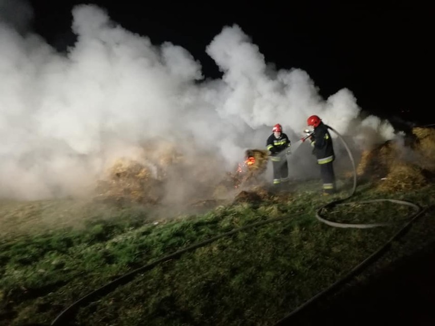 Strażacy już drugi raz gasili pożar w Żukowie w gminie...