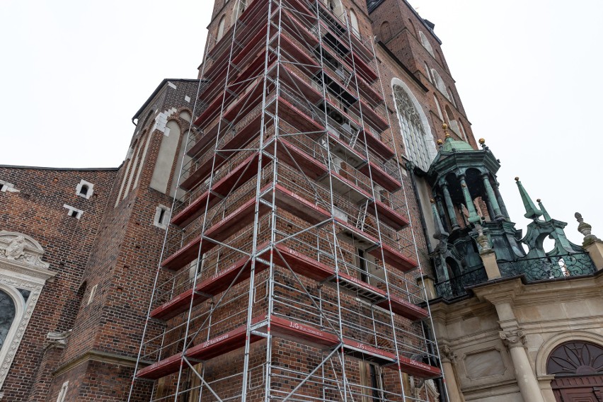 Startuje kolejny etap prac na wieżach bazyliki Mariackiej!...