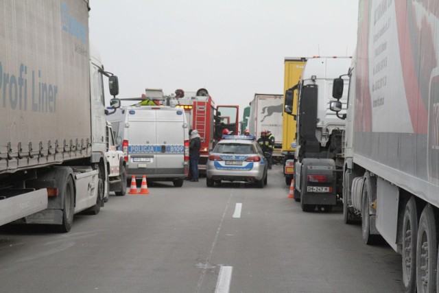 Po wypadku na A4 w stronę Wrocławia droga była zablokowana