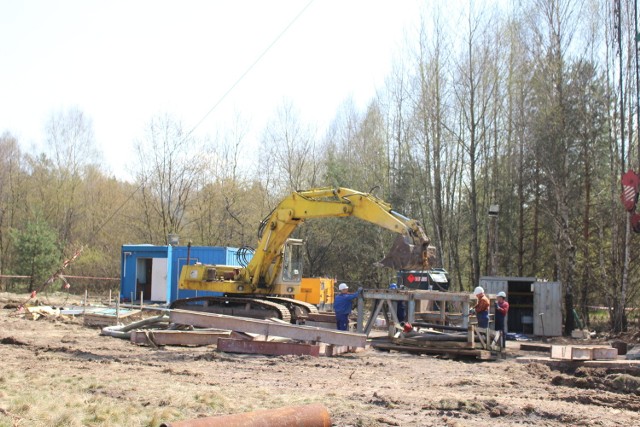 Wypadek w kopalni Śląsk: Dziś rozpoczęła się piąta doba akcji ratowniczej w kopalni Wujek Ruch Śląsk. Pomóc mają kombajn i wiertnica