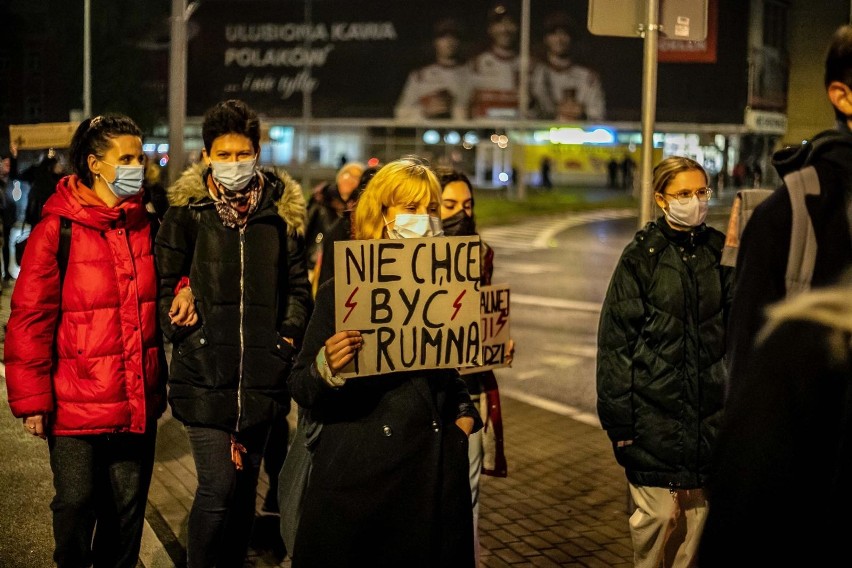 Protesty przeciwko zaostrzeniu prawa aborcyjnego trwają od...