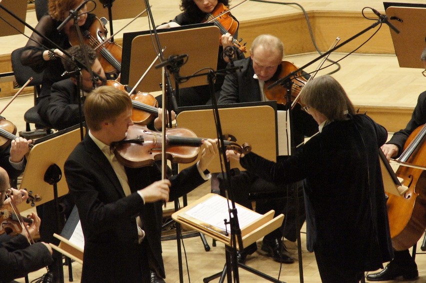 Orkiestra Kameralna Amadeus i Eivin Holtsmark Ringstad