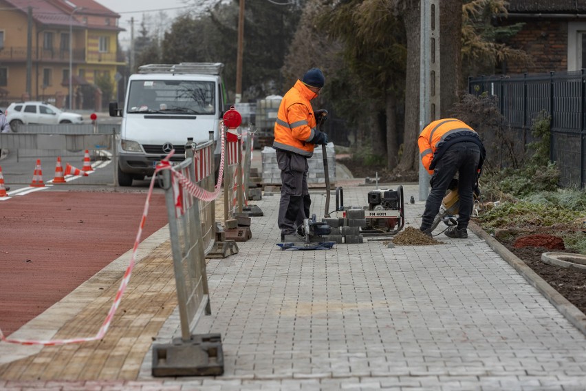 Kraków. Spóźniona przebudowa ul. Łokietka miała zakończyć się we wtorek. Prace trwają