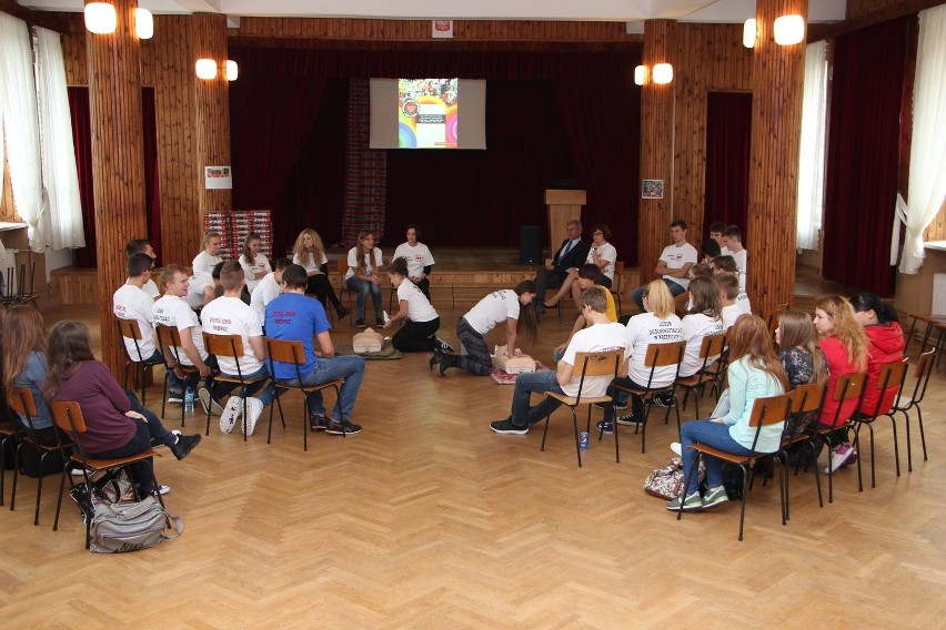 Rekord w udzielaniu pierwszej pomocy w Krzepicach [FOTO]