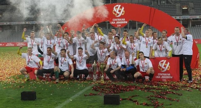 Korona Kielce zgłosiła 40 zawodników uprawnionych do występowania w rozgrywkach Ligi Młodzieżowej UEFA.
