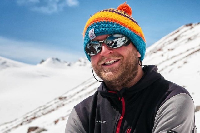 Aleksander Ostrowski chce zjechać na nartach z ośmiotysięcznika w Himalajach.