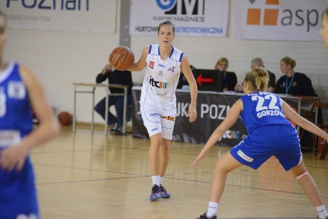 Magdalena Idziorek zdobyła 20 punktów i była najskuteczniejszą zawodniczką JTC MUKS Poznań w wyjazdowym spotkaniu z Ostrovią