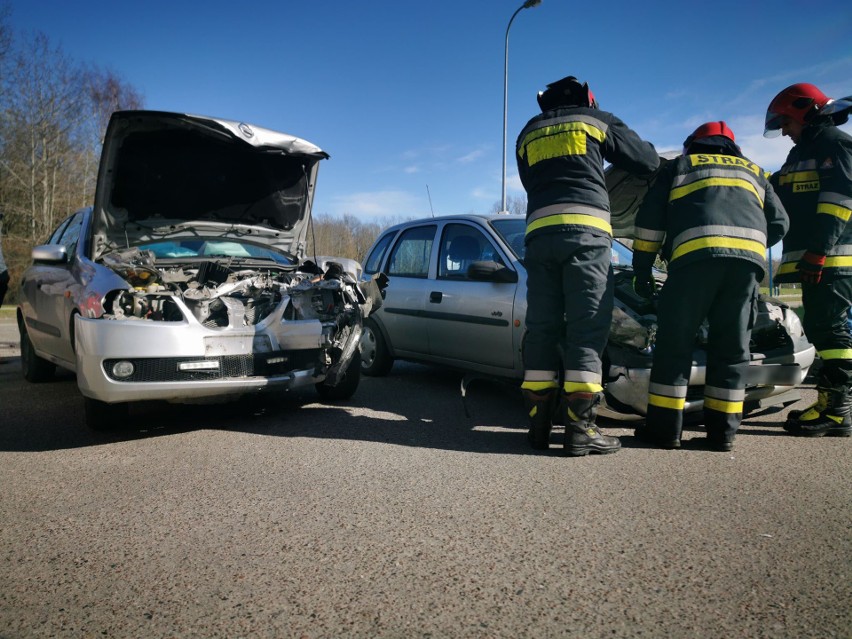 Wypadek na ul. Wyki w Koszalinie. Kierowca ukarany mandatem [zdjęcia]