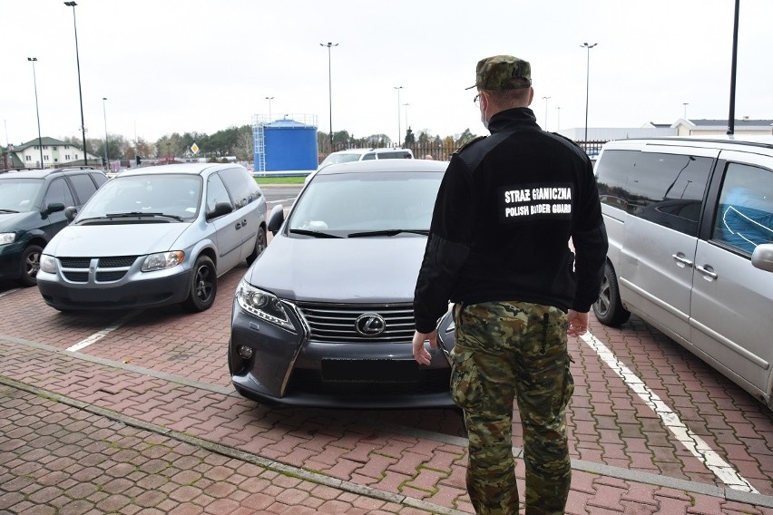 Białorusinka chciała wyjechać z Polski lexusem za 160 tys. Samochód był poszukiwany