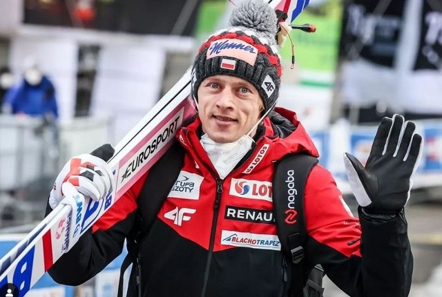 POLECAMY:Tak mieszka Kamil Stoch. Oto niesamowity góralski pałac skoczka narciarskiegoTak mieszka i bawi się Iga Świątek. Do domu w Raszynie zagląda bardzo rzadko