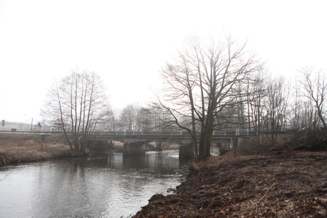Generalna Dyrekcja Dróg Krajowych i Autostrad przed przyszłotygodniowym przetargiem nie podaje kwoty na budowę nowego mostu nad Słupią w Bydlinie.