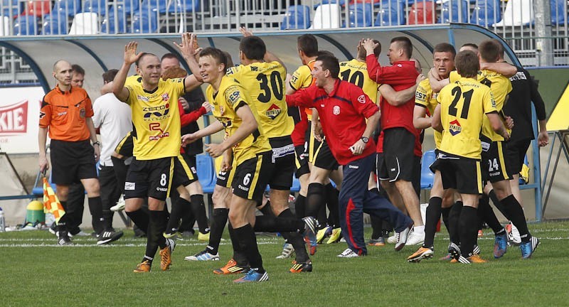 Stal Rzeszów w meczu derbowym uległa Resovii 0:1.