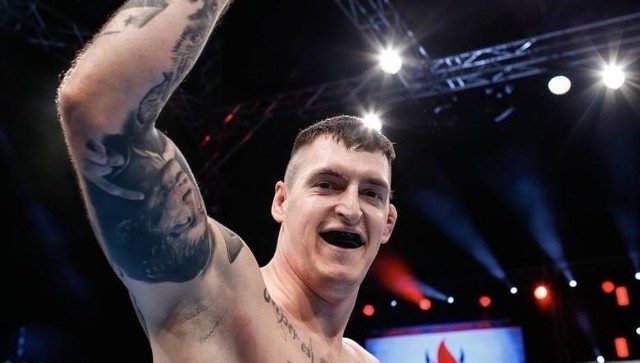 Damian Kostrzewa udanie zadebiutował w MMA, czyli mieszanych sztukach walki