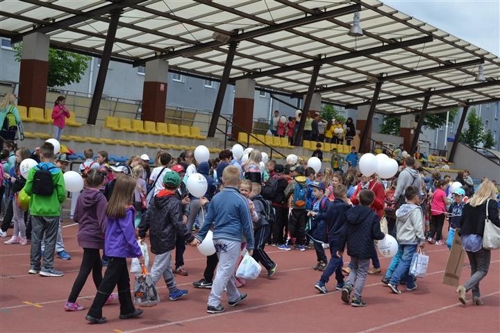 Uczniowie częstochowskich szkół podstawowych tłumnie...