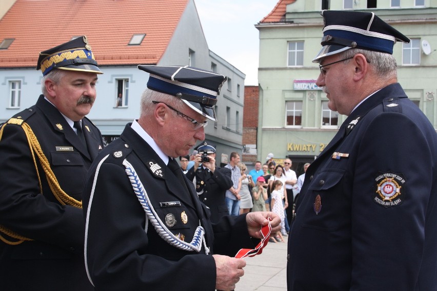 Oni ratują nasze życie. Zobacz strażaków i ich sprzęt