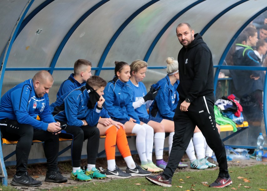 Olimpia Szczecin. Kobiecy futbol w Szczecinie ma się dobrze. Dziewczyny pełne pasji, umiejętności i miłości do futbolu [ZDJĘCIA, WIDEO]