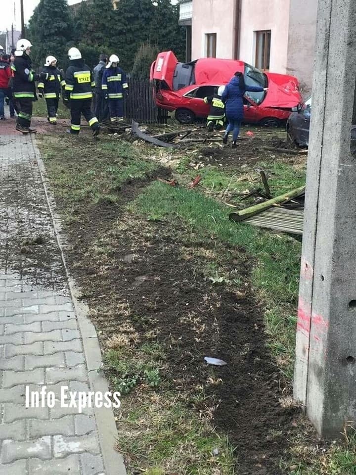 Do wypadku na ul. Głównej w Babienicy doszło ok. godz....