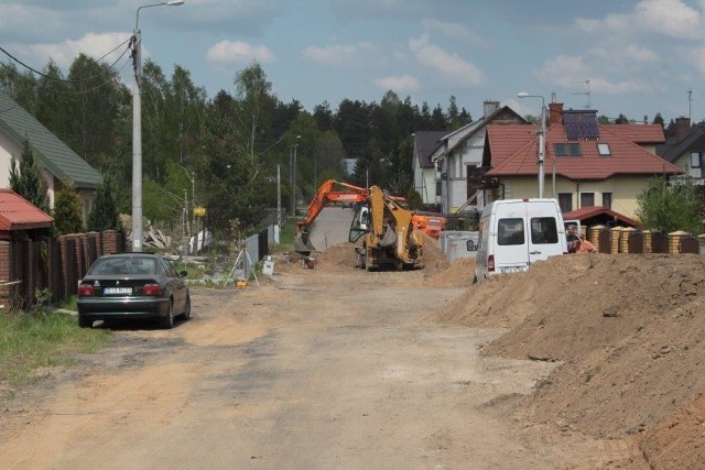 Trwa kolejny etap modernizacji ulicy Europejskiej w Grabówce. Umożliwia to dotacja w ramach rządowego programu budowy dróg lokalnych.