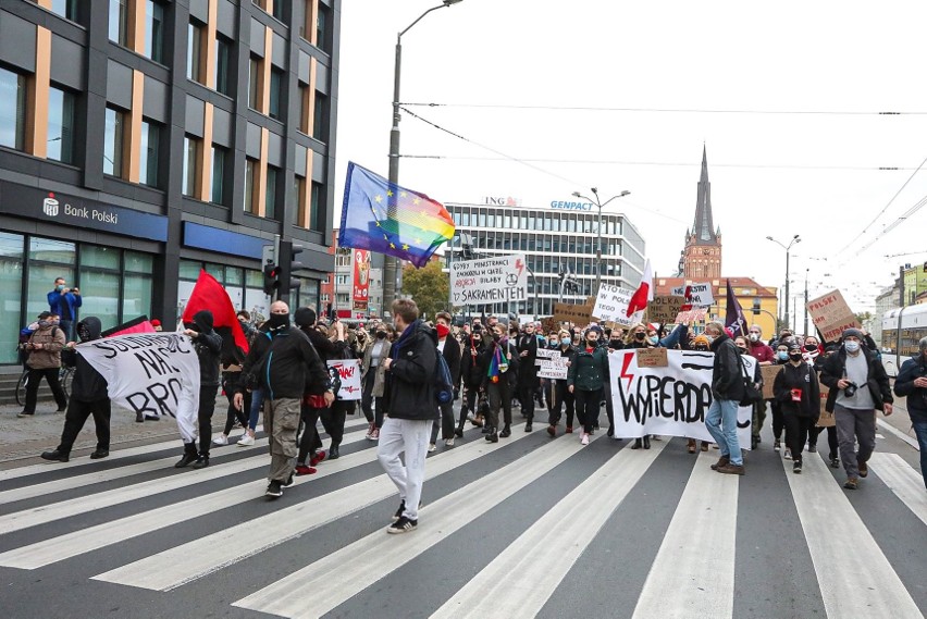 Strajk kobiet w Szczecinie. Zdjęcia z demonstracji -...