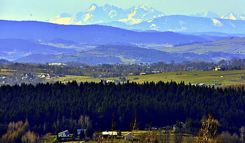 Tatry widziane z Moszczenicy udowadniają, że ta miejscowość...