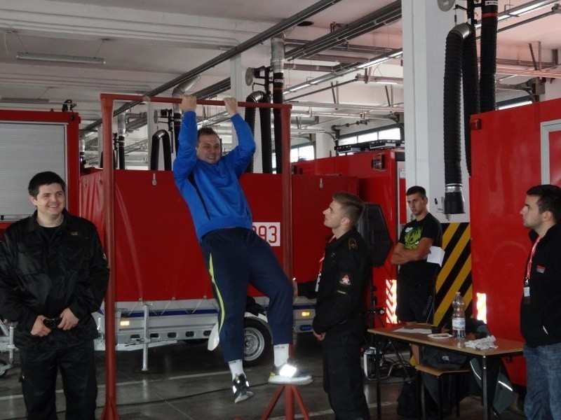 Trwa nabór do pracy w poznańskiej straży pożarnej.