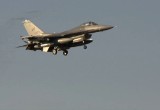 Amerykańskie myśliwce F-16 wylądowały w Łasku (wideo)