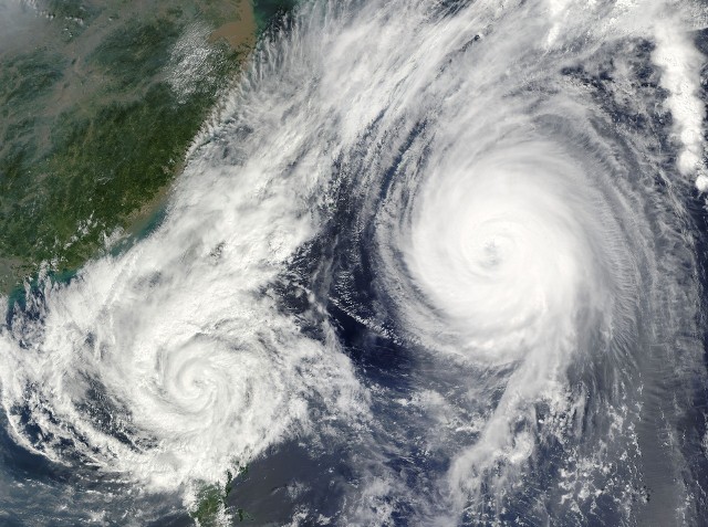 W stronę Japonii zmierza bardzo niebezpieczny tajfun "Nanmadol". Trwa ewakuacja mieszkańców zagrożonych terenów