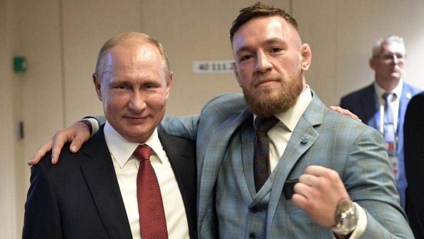 Prezydent Rosji, Władimir Putin i irlandzki wojownik MMA,...
