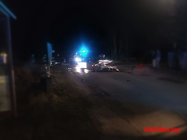Wypadek drogowy w Mirówku.