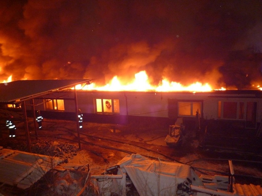 Pożar hali w Mysłowicach