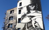 Mural z Piłsudskim w Ostrołęce już gotowy. Zobaczcie w całej okazałości dzieło ostrołęckiego Aves-Artists