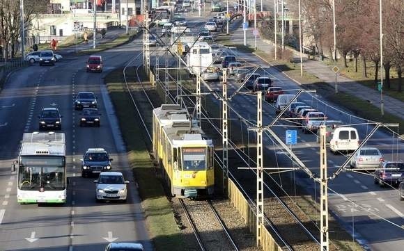 Termin składania ofert został wydłużony ze względu na duże zainteresowanie firm chcących wykonać remont.