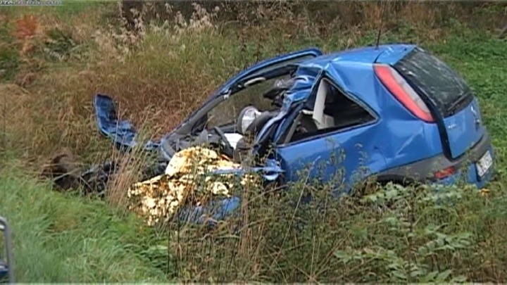 Tragiczny wypadek pod Bolesławcem. Nie żyje 34-latka (ZDJĘCIA, FILM)