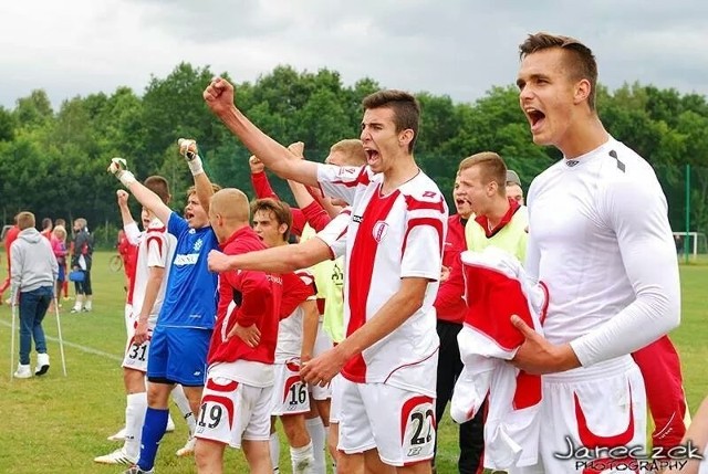 Bartosz Waleńcik (pierwszy z prawej) był ważnym zawodnikiem zwłaszcza w zespole Łódzkiego Klubu Sportowego w Centralnej Lidze Juniorów