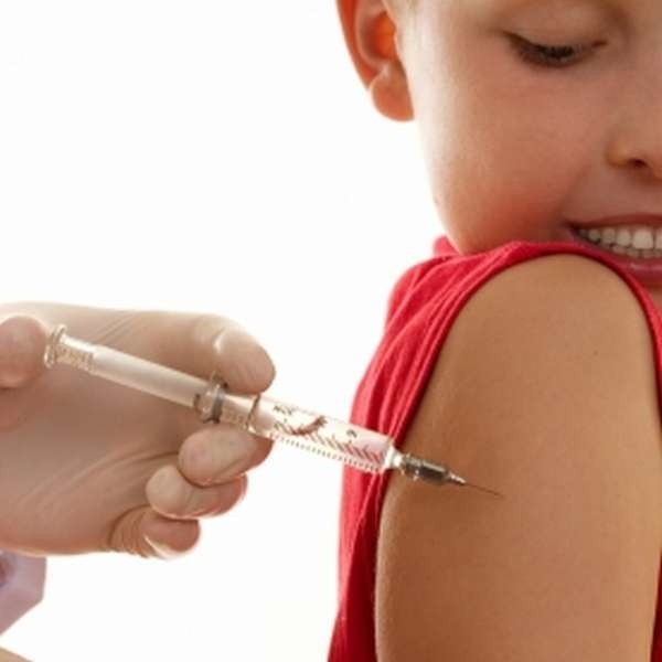 Szczepionka skojarzona chroni przed kilkoma chorobami jednocześnie.
