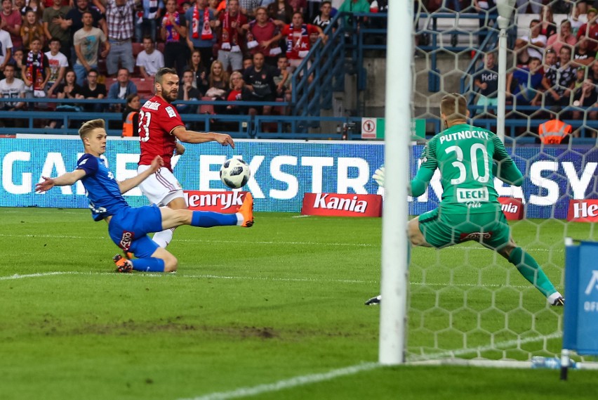 Wisła Kraków - Lech Poznań: Fantastyczne pożegnanie Pawła Brożka z kibicami „Białej Gwiazdy"! Gol w ostatnim meczu w ostatniej minucie!  