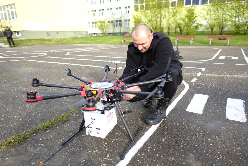 Prezentacja nowego drona straży miejskiej do sprawdzania...