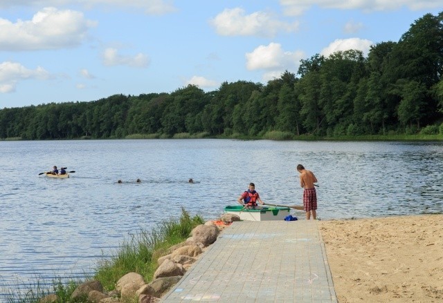 Jezioro Bystrzyno Małe w Bystrzynie