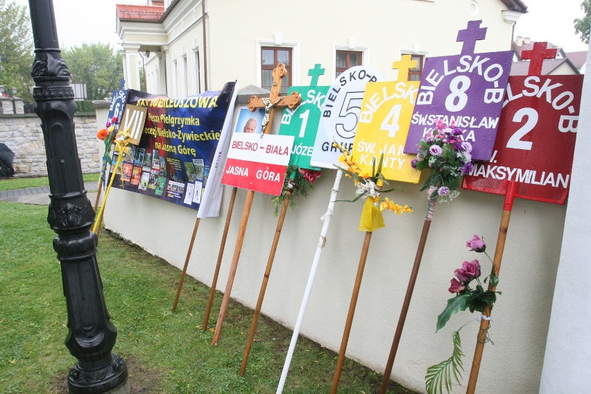 Wyruszyła 25. Piesza Pielgrzymka Diecezji Bielsko-Żywieckiej na Jasną Górę 2016 [ZDJĘCIA]