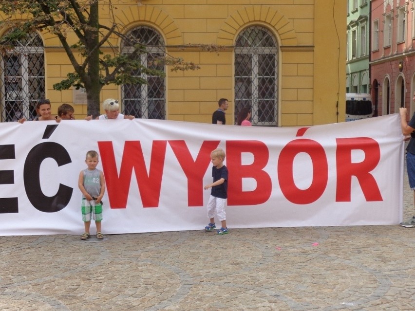 Happening "Rodzice chcą mieć wybór"