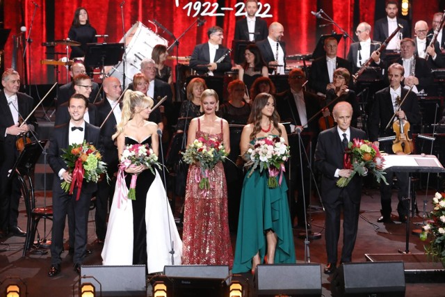 To był niesamowity koncert! 2 października na scenie Domu Muzyki i Tańca w Zabrzu zaśpiewał słynny José Carreras. Występ hiszpańskiego tenora uświetniły obchody 100-lecia Zabrza. Zobaczcie zdjęcia.