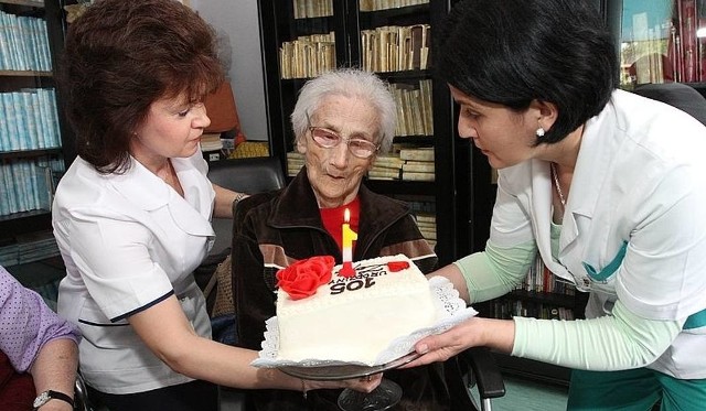 Pani Zofia Świątek podczas swych 105 urodzin.
