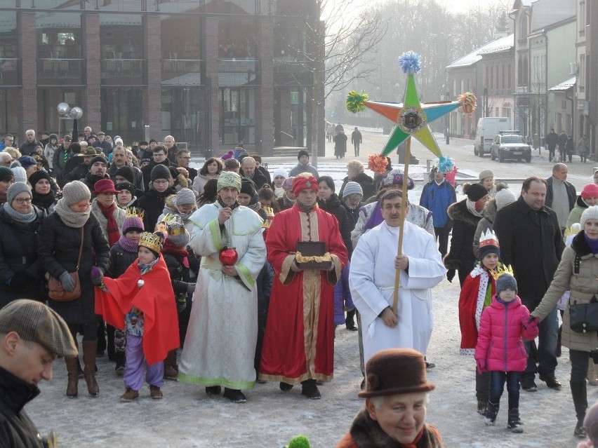 Jaworzno: orszak Trzech Króli na rynku. Nie było Świętej Rodziny... [ZDJĘCIA]