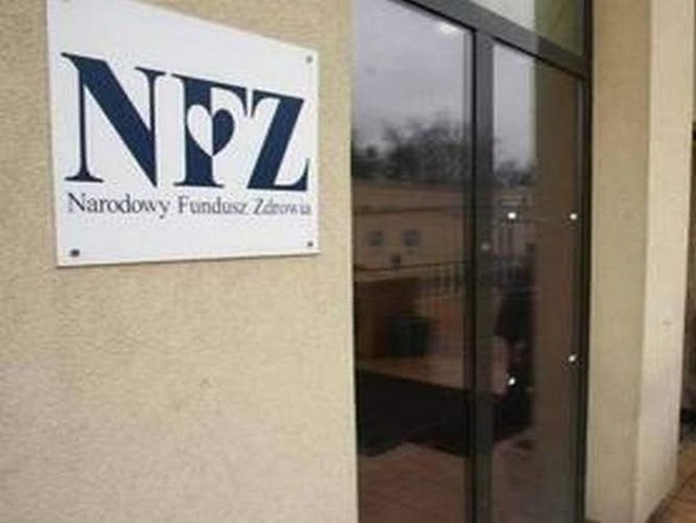 W związku ze zbliżającą się końcówką roku, NFZ przystąpił bowiem do aneksowania dotychczasowych umów ze szpitalami.