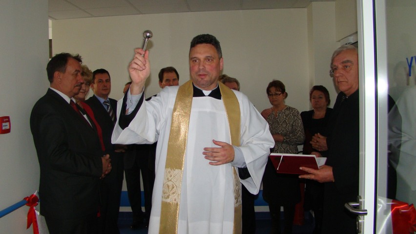 Szpitalny kapelan ks. Jacek Rembas