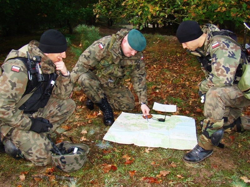 Ćwiczenia żołnierzy dwunastki (fot. Janusz Błaszczak)