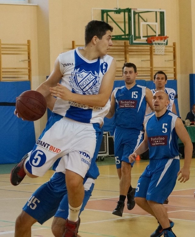 Noteć 1938 Inowrocław-AKM Włocławek  67:71