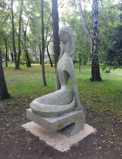 "Syrenka" w parku Wiśniowy Sad